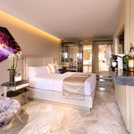 Ushuaïa Ibiza Beach Hotel - Adults Only - Club Entrance Included