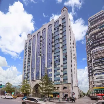 โฮมอินน์ · นีโอ (สถานีรถไฟฟ้าเจียวฉางโข่ว จัตุรัสสรรพสินค้าเจียฟางเป่ย ฉงชิ่ง) โรงแรมในฉงชิ่ง