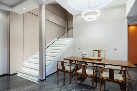 Anning Yunjin Hotel Отели рядом с достопримечательностью «Gymnasium (Hubin Road)»