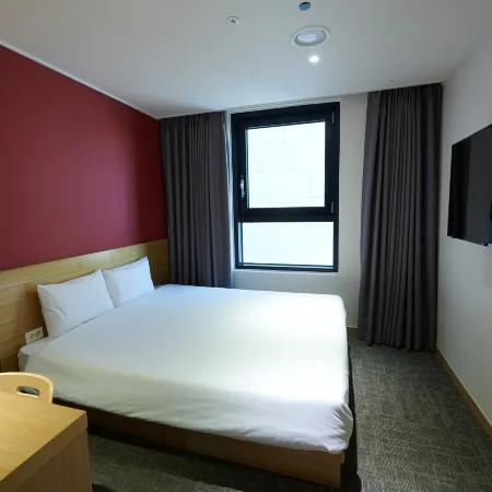 Dormy Inn EXPRESS SEOUL Insadong Отели рядом с достопримечательностью «Музей чая»
