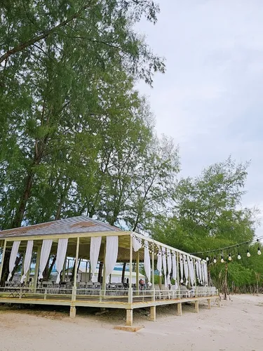 รูปภาพของสุวรรณเกลียวทอง รีสอร์ท