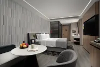 Datong Pingcheng Wanda Moments Hotel