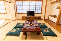 Daikichiya  Japanese-Style Entire Floor Private Rental Inn, Nagoya Station - Balkon