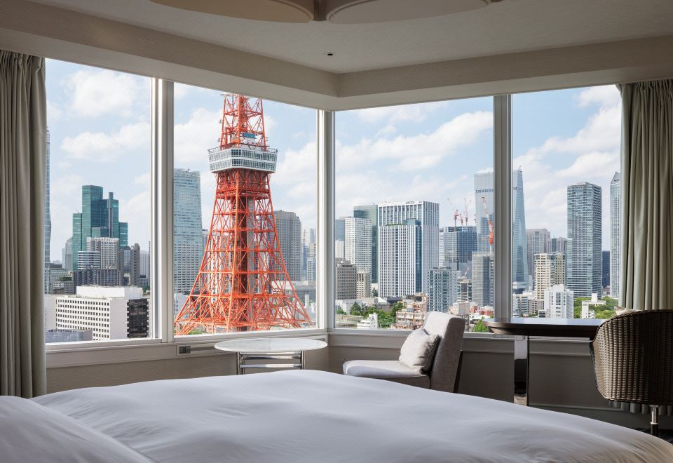 더 프린스 파크 타워 도쿄의 실내 수영장