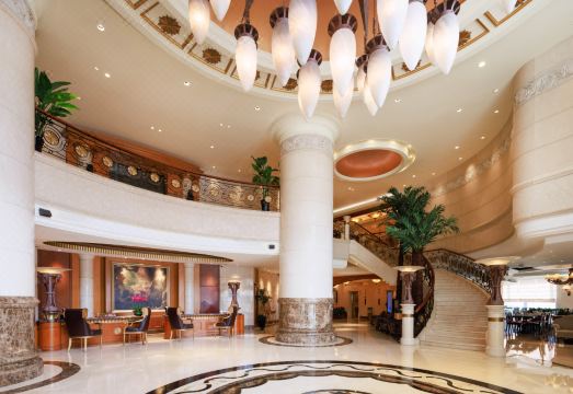 2. 그랜드 노블 호..