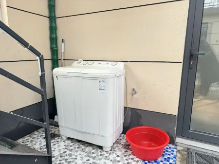 Qingfeng Yayuan Homestay Отели рядом с достопримечательностью «Rizhao Coastal National Forest Park»