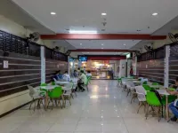 Check Inn Bacolod by RedDoorz โรงแรมในบาโคลอด