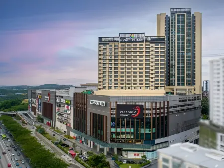 Paradigm Residences 1 BR, above Paradigm Mall ,up to 5 Person