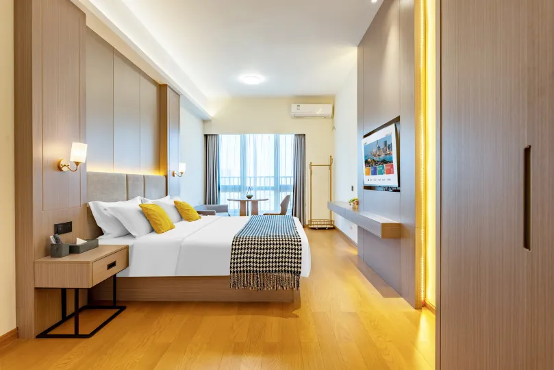 Ruili Apartment (Zhuhai Mingzhu Station Aoyuan Square)