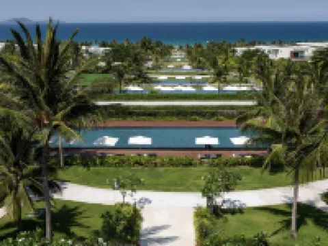 Alma Resort Cam Ranh Hotels near Khu Du Lịch Bãi Dài