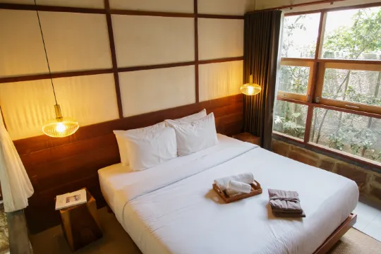 ห้อง M1: ห้องดีลักซ์พร้อมอ่างอาบน้ำส่วนตัว