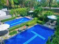 Ruoyi Roy (Sanya Bay Phoenix Airport)