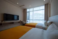 Changyue Hotel (Huangguoshu National Park Branch)