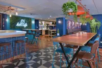 Travelodge London City Hotels in London