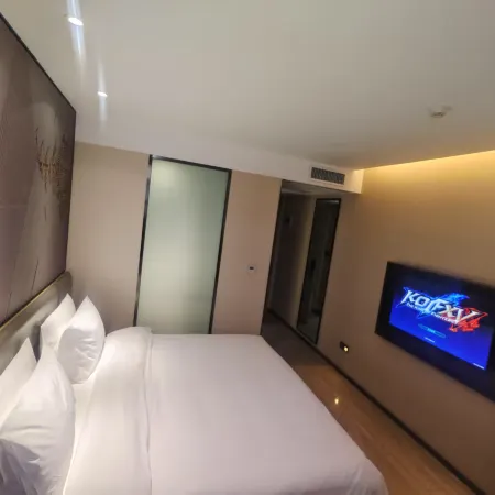 Jindao Hotel (Lanzhou West Railway Station Old Street Huanghe Tower Branch)