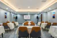 โรงแรมนานาชาติจี๋ฟง (ไป่เฉิง อักซู) - ที่มีที่จอดรถ