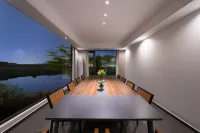 Ting Yue Xin Su (Libo Moon Lake Wetland Park Store)