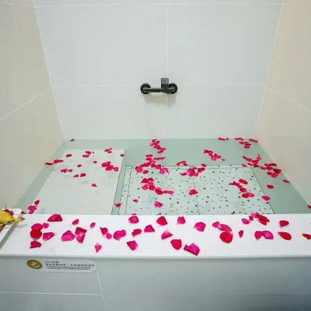 Maitreya Qingshui Yunshe Hot Spring Homestay