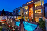 Lupia Suites - Pools