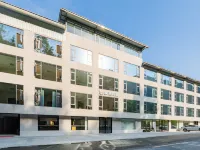 Wolong Tapir Language Homestay Hotels near Wolong Giant Panda Nature Reserve