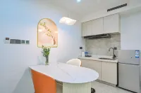 Honor First International Apartment (Poly Skyline)
