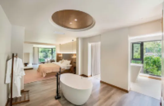 Taofanting·Xipan Cloud House Mountain-view Resort (Xiling Gorge Scenic Area Branch)