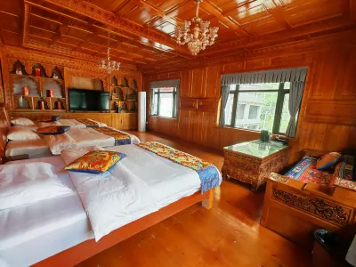 Heishui Ice Color Tibetan Village Hotels near Dagu Glacier Viewing Platform