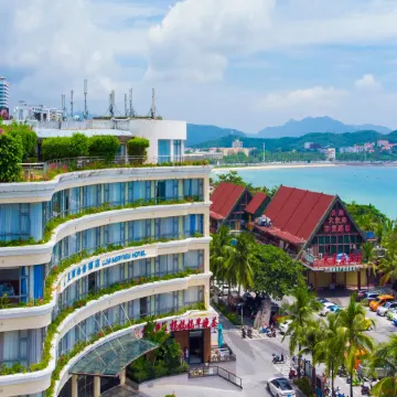 Luyi Seaview Hotel Отели рядом с достопримечательностью «Пляж Дадунхай»