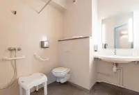 B&B HOTEL Valenciennes Marly Hotels in Rouvignies