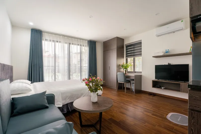 Granda Lake View Hotel & Apartment