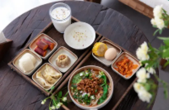 Lijiang In the Painting | Seasonal Flower Garden and Snow Mountain Scenic Resort Homestay