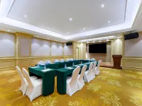 Vienna Hotel (Wanfenglin Airport Branch, Xingyi) Hotels in Xingyi