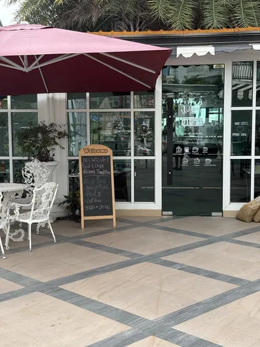 รูปภาพของโอลิมปัส ซิตี้ การ์เด้น คอนโดมิเนียม