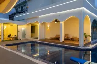 Qianxun Homestay (Riyue Bay) - สระว่ายน้ำแบบอินฟินิตี้