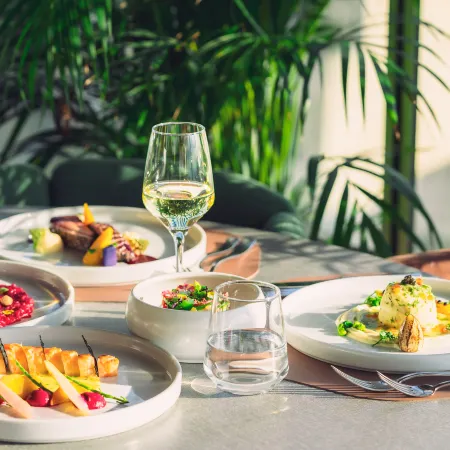 St George Lycabettus Lifestyle Hotel