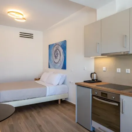 Apeiron Blue Perissa Apartments Отели рядом с достопримечательностью «Пляж Перисса»