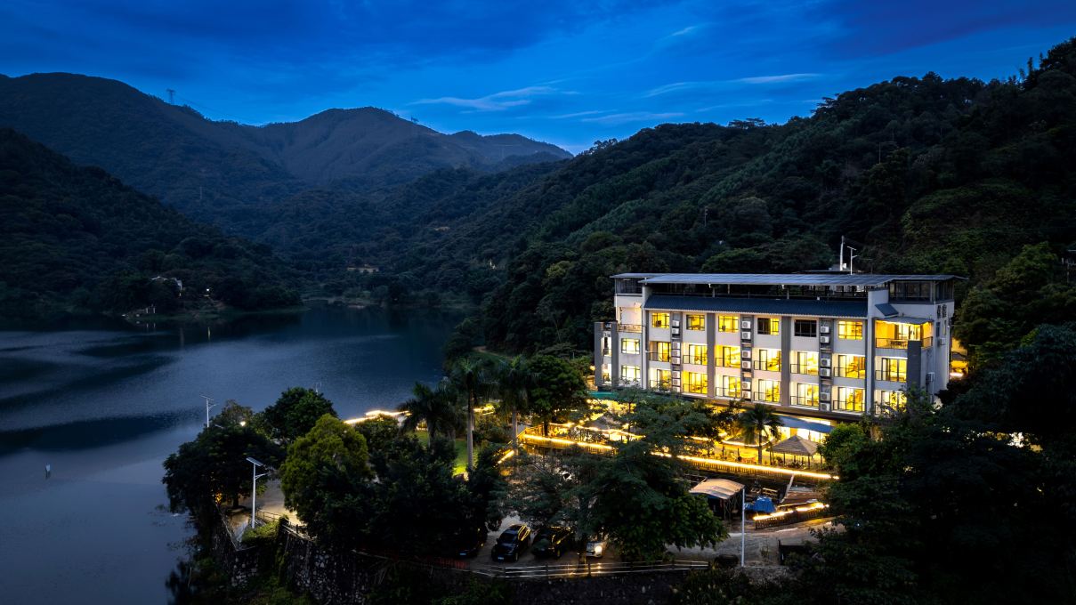 Guangzhou Xihuan Lakefront Canyoning Resort Manor Hotels in Guangzhou