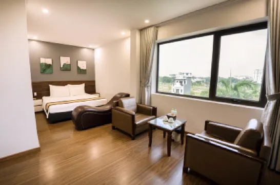 Kim Thanh Hotel, Vinh Phuc - Near Heron Lake Golf, DAM Vac فنادق في 