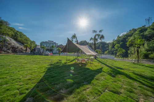 Half acre Terraced Fields · Terra Wilderness Starry Sky Pool · Vacation Designer Meisu - romantique