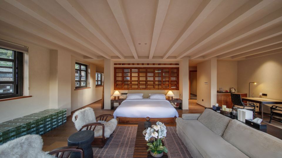 Yading Lanyond Hotel