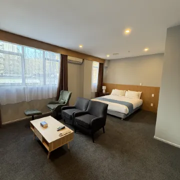 Goodview Hotel Отели рядом с достопримечательностью «Улица Кей-роуд»