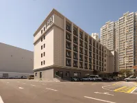 Urumqi International Convention and Exhibition Center JINGCADIA Hotel Hotels near Xinjiang University of Engineering (Tianjin Road Campus)