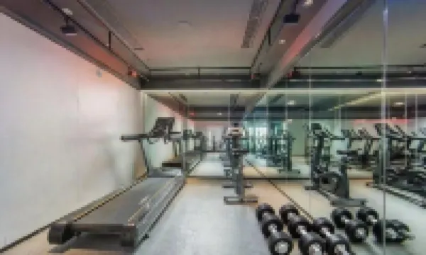 Yayue Hotel (Hami City Yingbin Avenue)