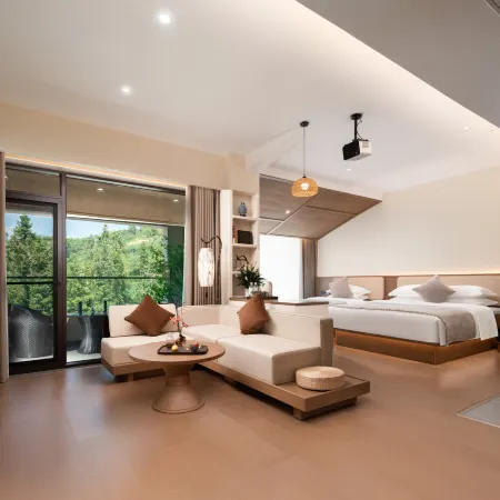 Wudangshan Yun Yin Guan Yue Hotel (Scenic Area Ticket Office)