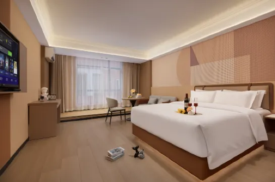 โรงแรมซานมูลี่