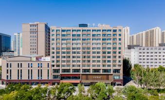 Seasons Hotel (Baotou Hude Mulin Avenue North Weapon City Branch)