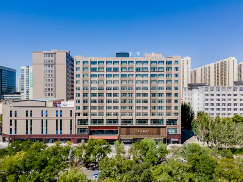 Seasons Hotel (Baotou Hude Mulin Avenue North Weapon City Branch) Отели в г. Баотоу