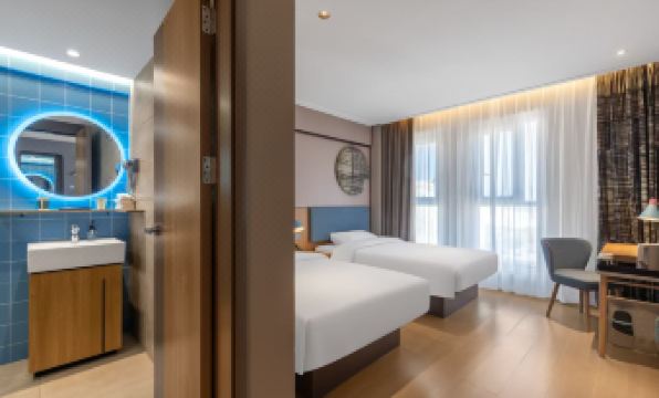 Homeinn Hotel (Chuzhou Fengle Avenue)