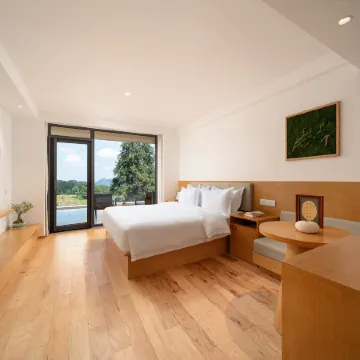Tingtai Homestay (Titian Scenic Area)