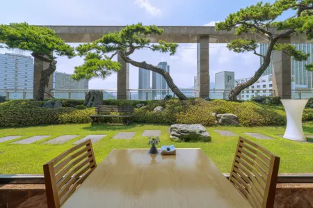 Arban Hotel Отели рядом с достопримечательностью «Songdo Cloud Trails»